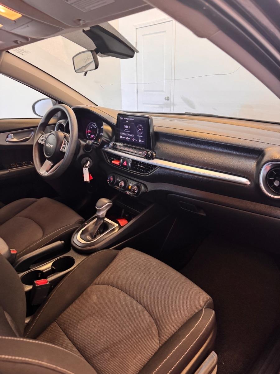 Kia Forte LXS IVT 2023