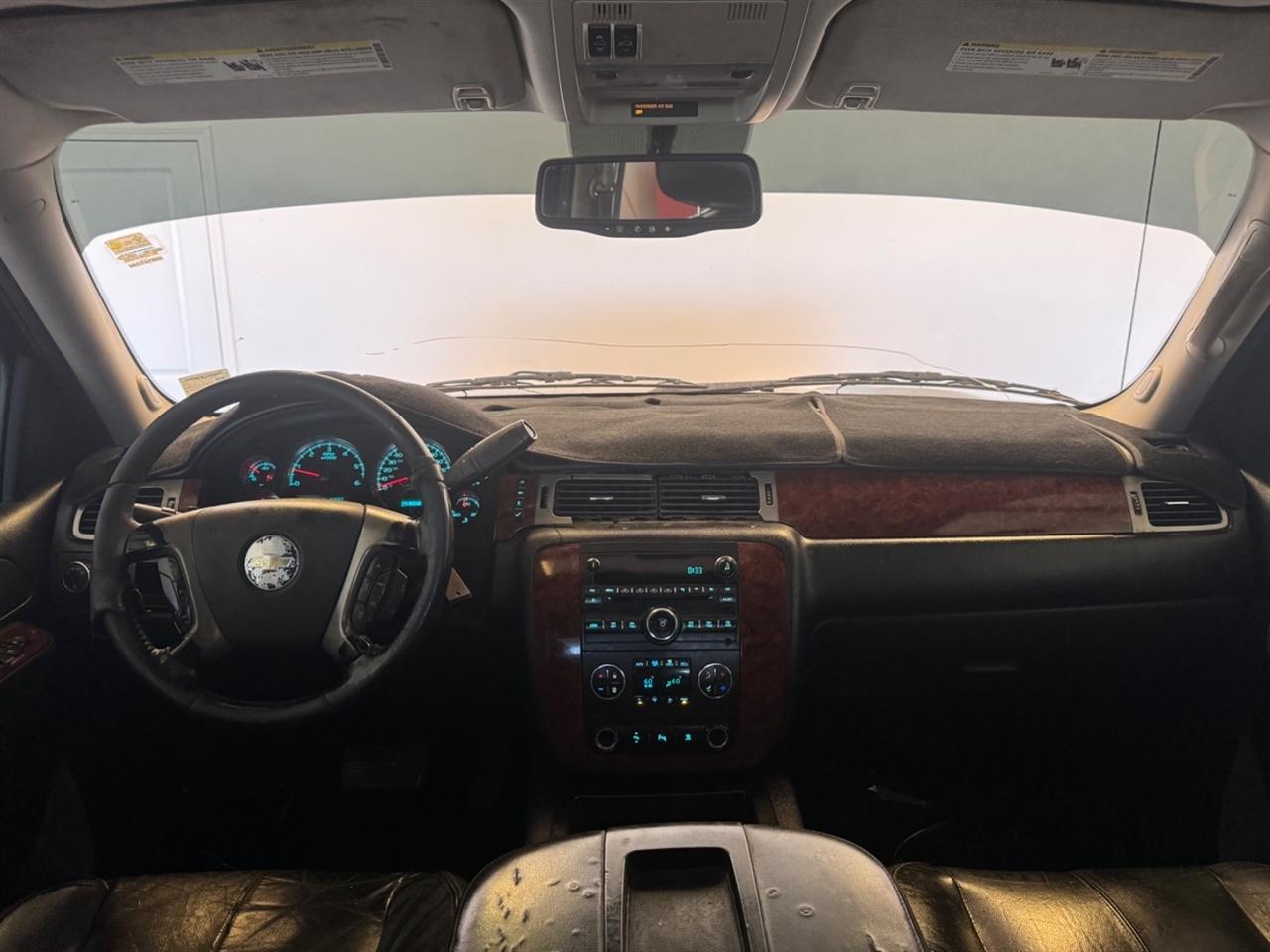 Chevrolet Avalanche 2WD Crew Cab LT 2011