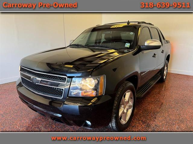 Black 2011 Chevrolet Avalanche Pickup Truck 4X2 Automatic
