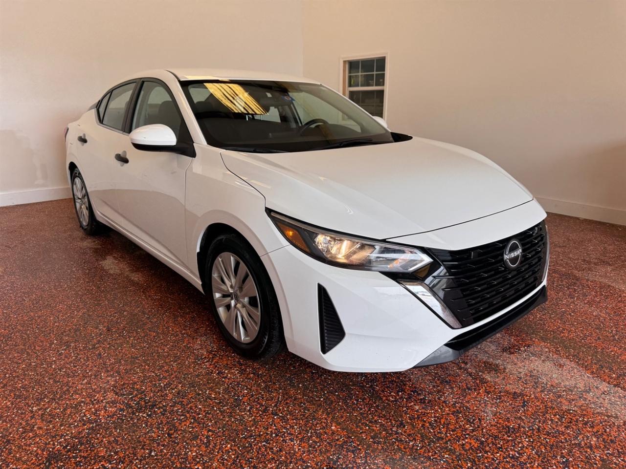Nissan Sentra S CVT 2024