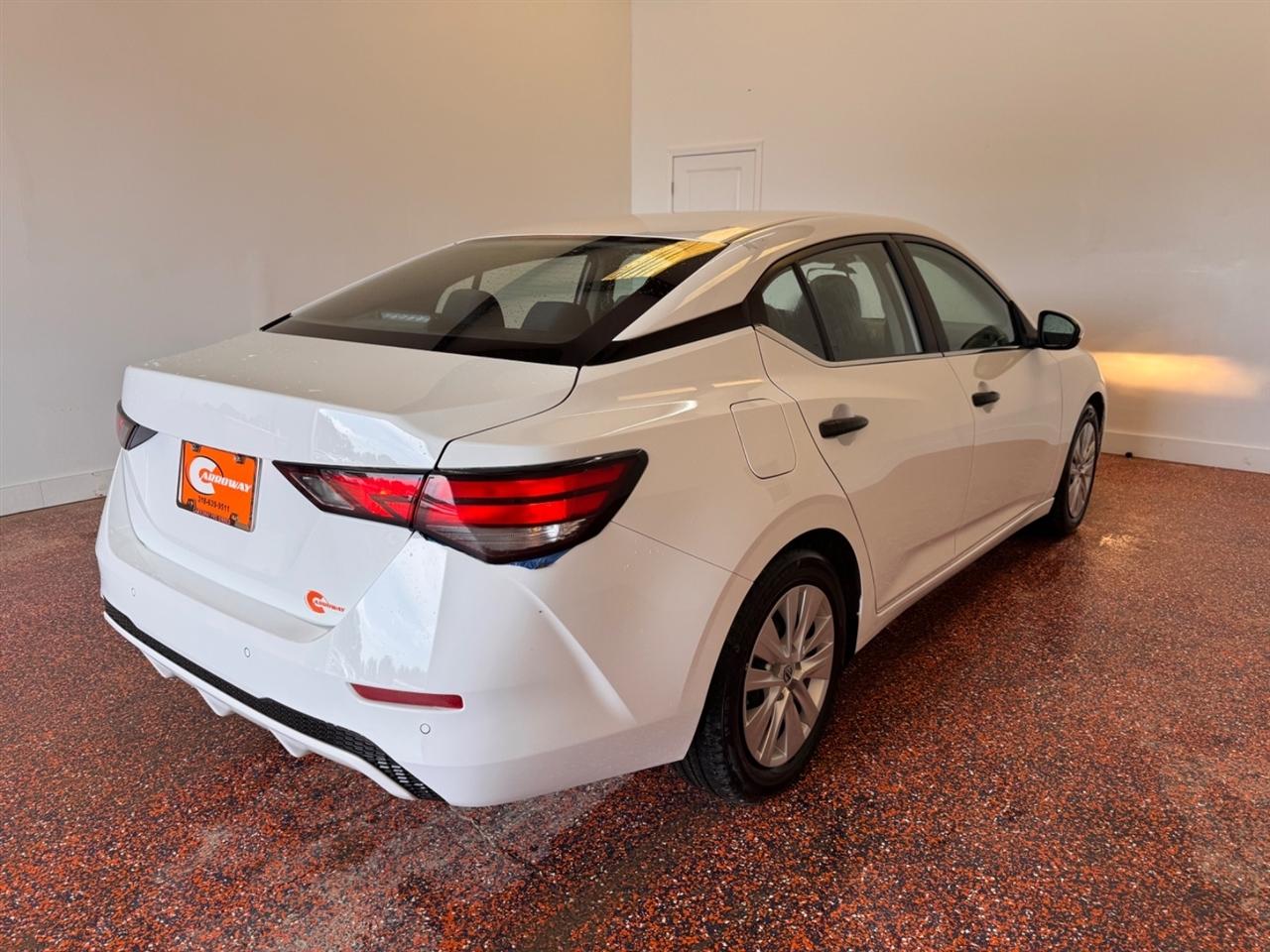 Nissan Sentra S CVT 2024