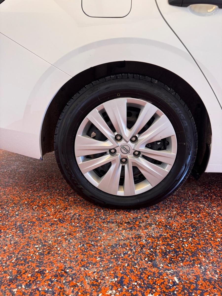 Nissan Sentra S CVT 2024