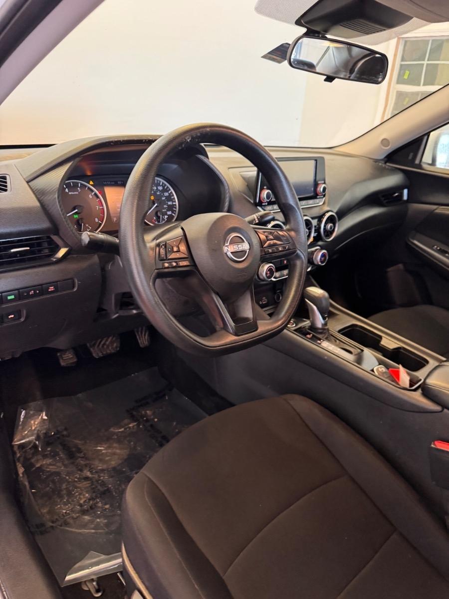 Nissan Sentra S CVT 2024