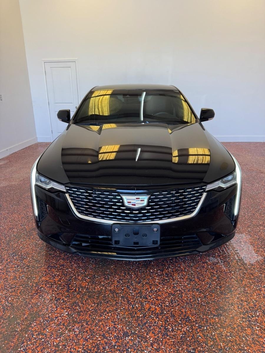 Cadillac CT4 4dr Sdn Luxury 2024