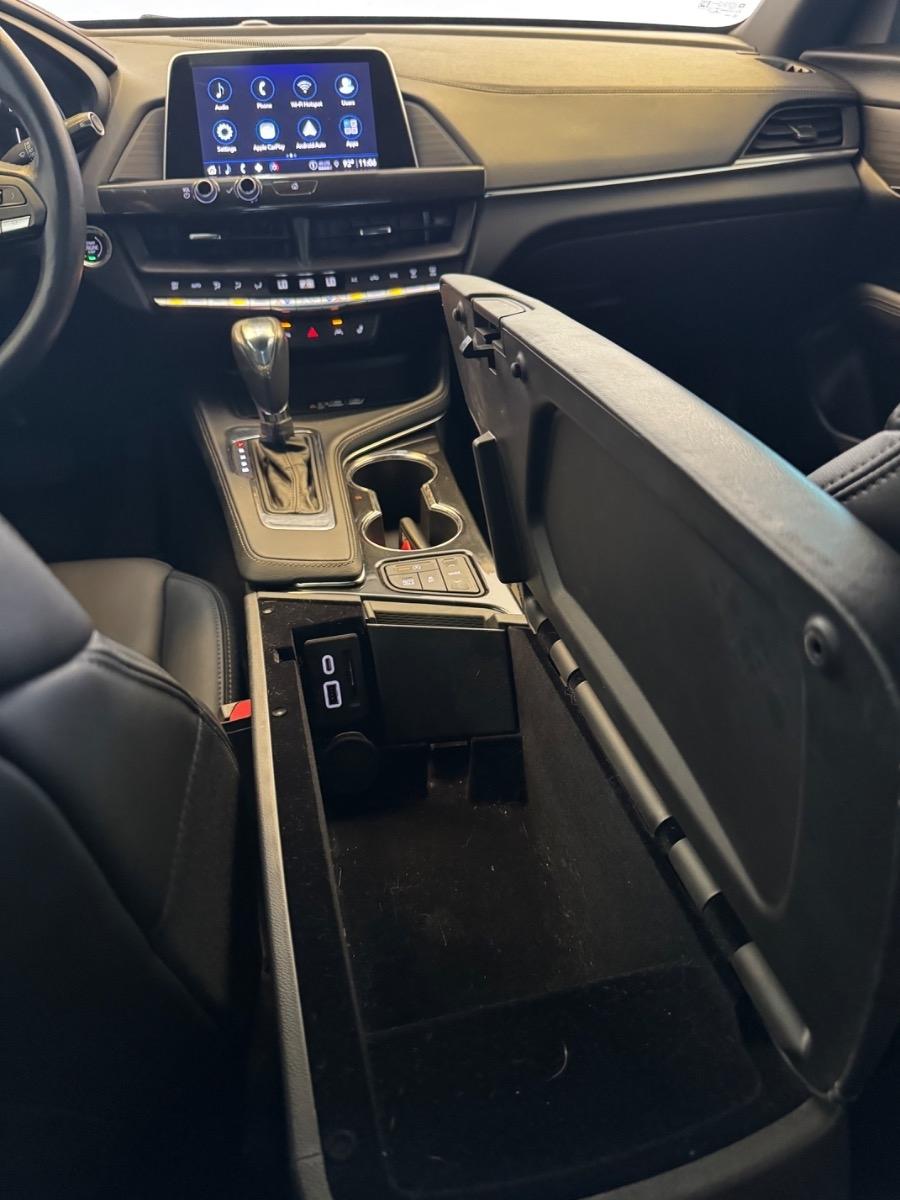 Cadillac CT4 4dr Sdn Luxury 2024