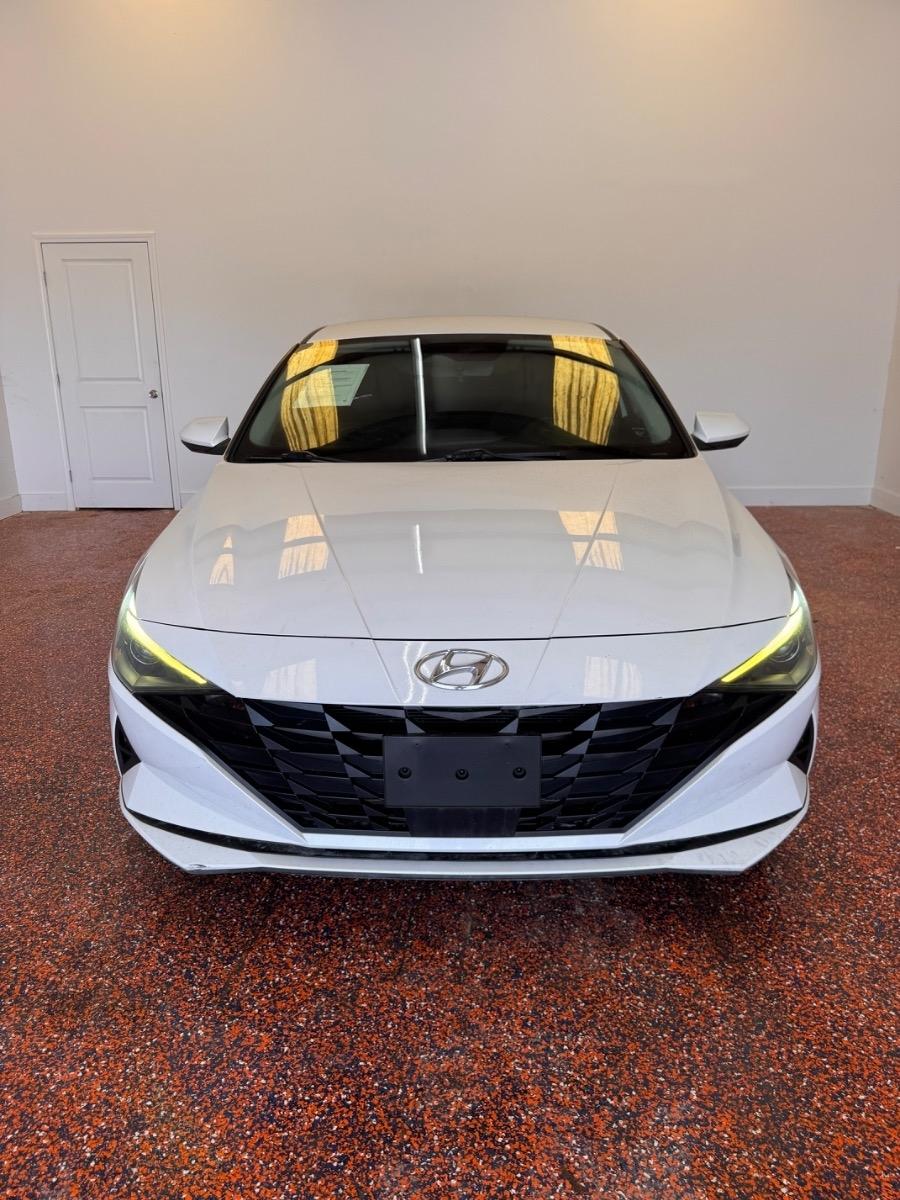 Hyundai Elantra SEL IVT *Ltd Avail* 2021