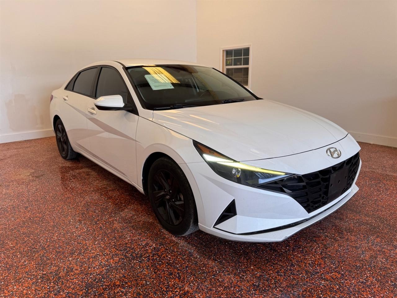 Hyundai Elantra SEL IVT *Ltd Avail* 2021