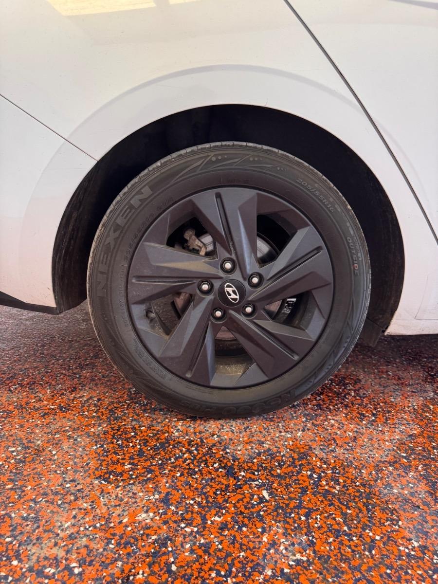 Hyundai Elantra SEL IVT *Ltd Avail* 2021