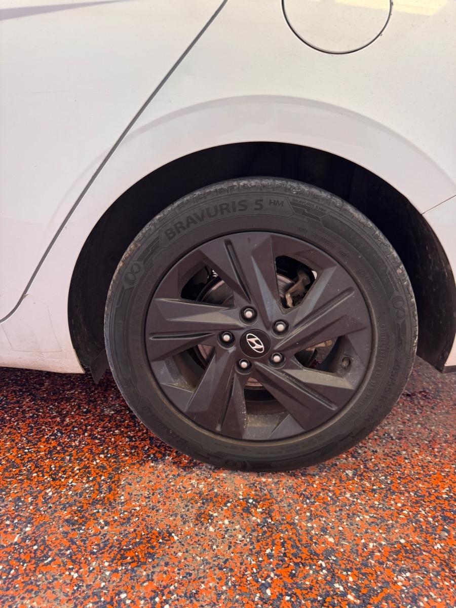 Hyundai Elantra SEL IVT *Ltd Avail* 2021