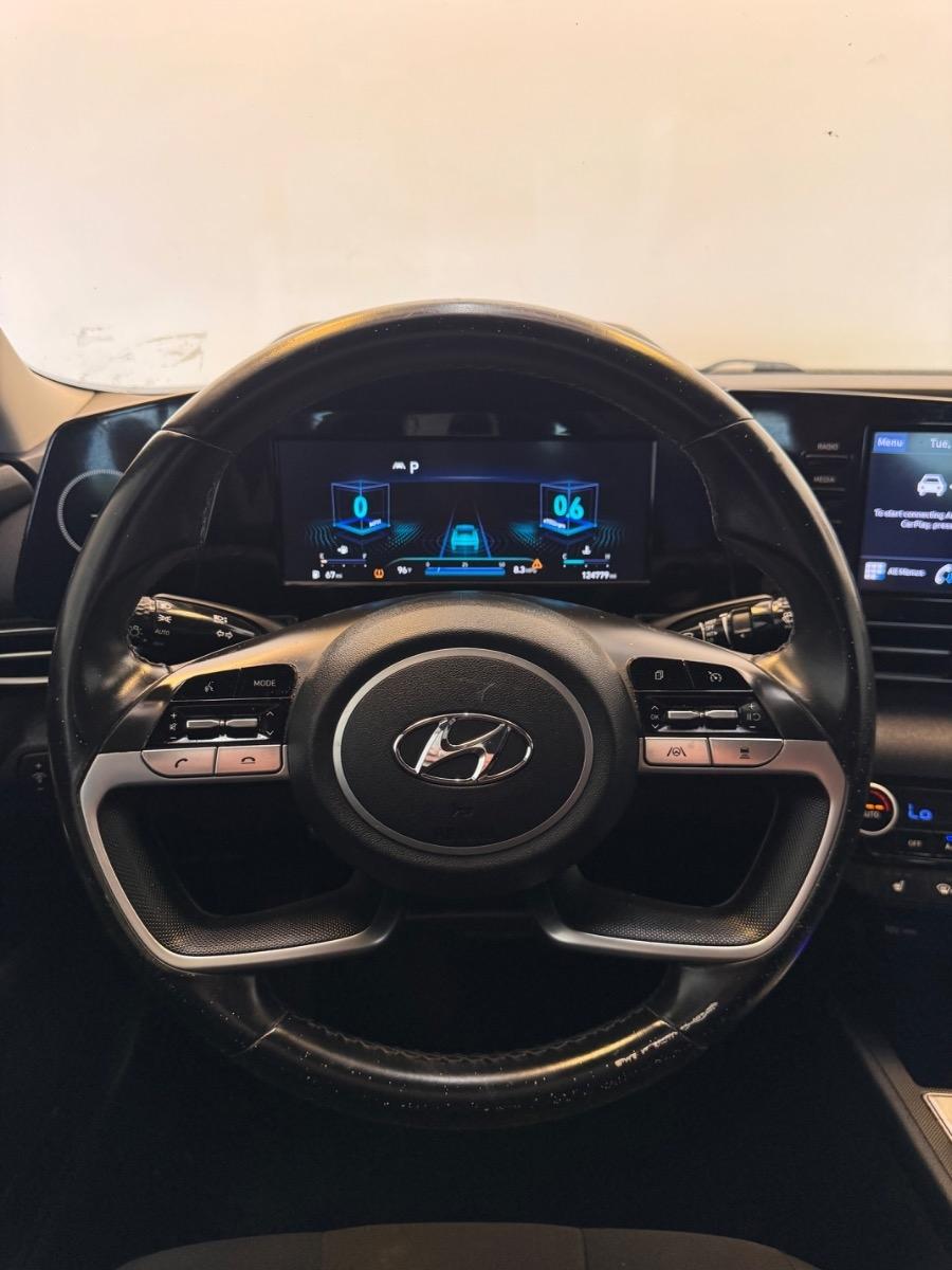 Hyundai Elantra SEL IVT *Ltd Avail* 2021