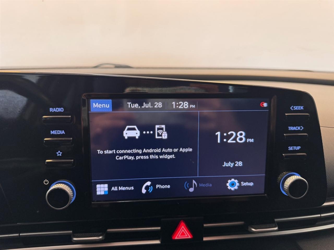 Hyundai Elantra SEL IVT *Ltd Avail* 2021