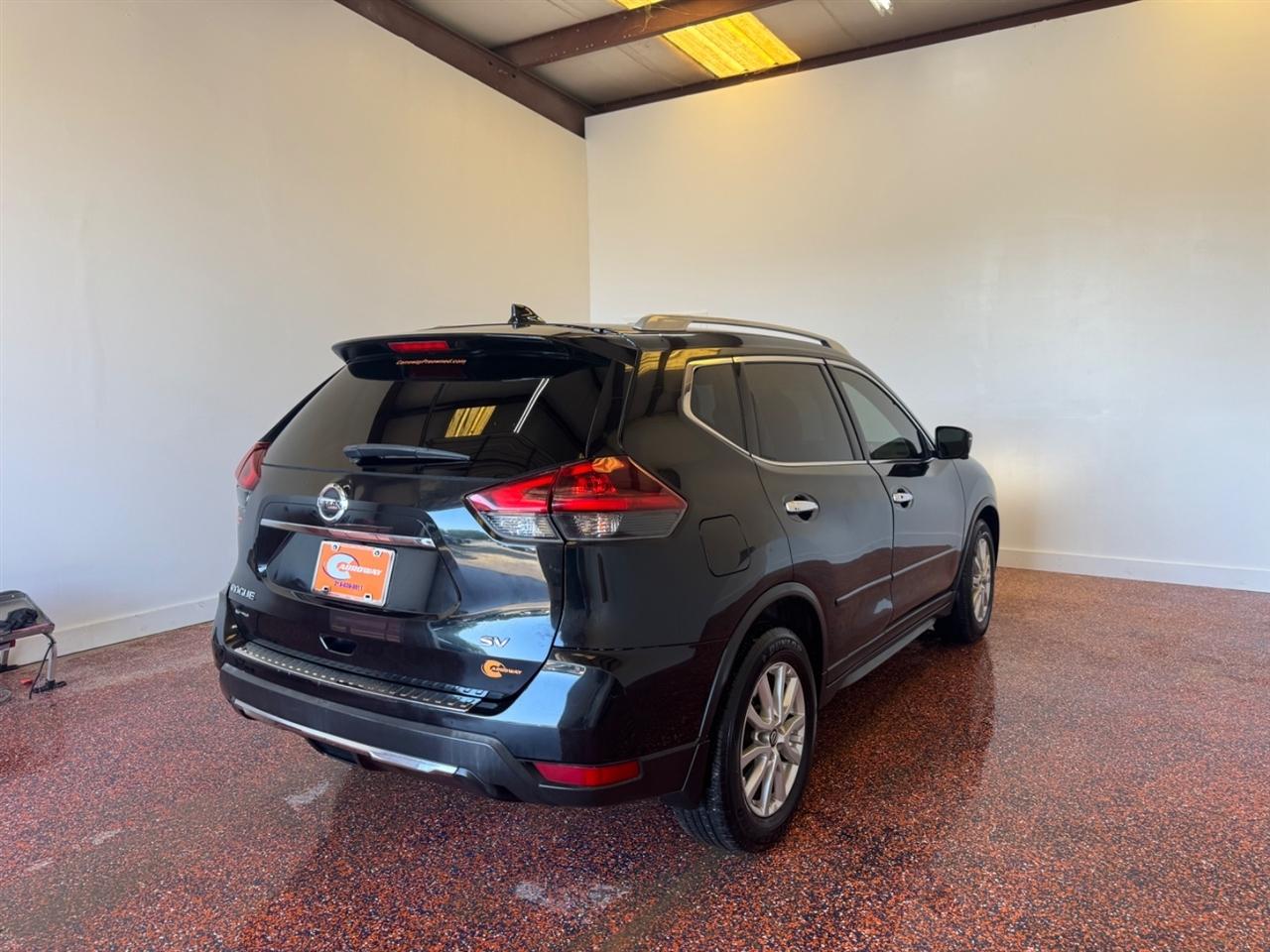 Nissan Rogue FWD SV 2018