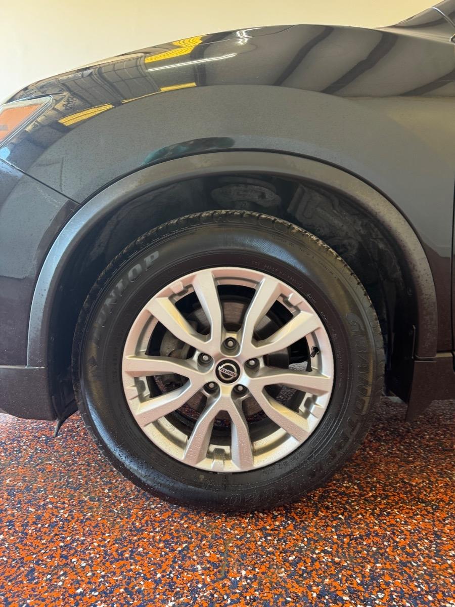 Nissan Rogue FWD SV 2018