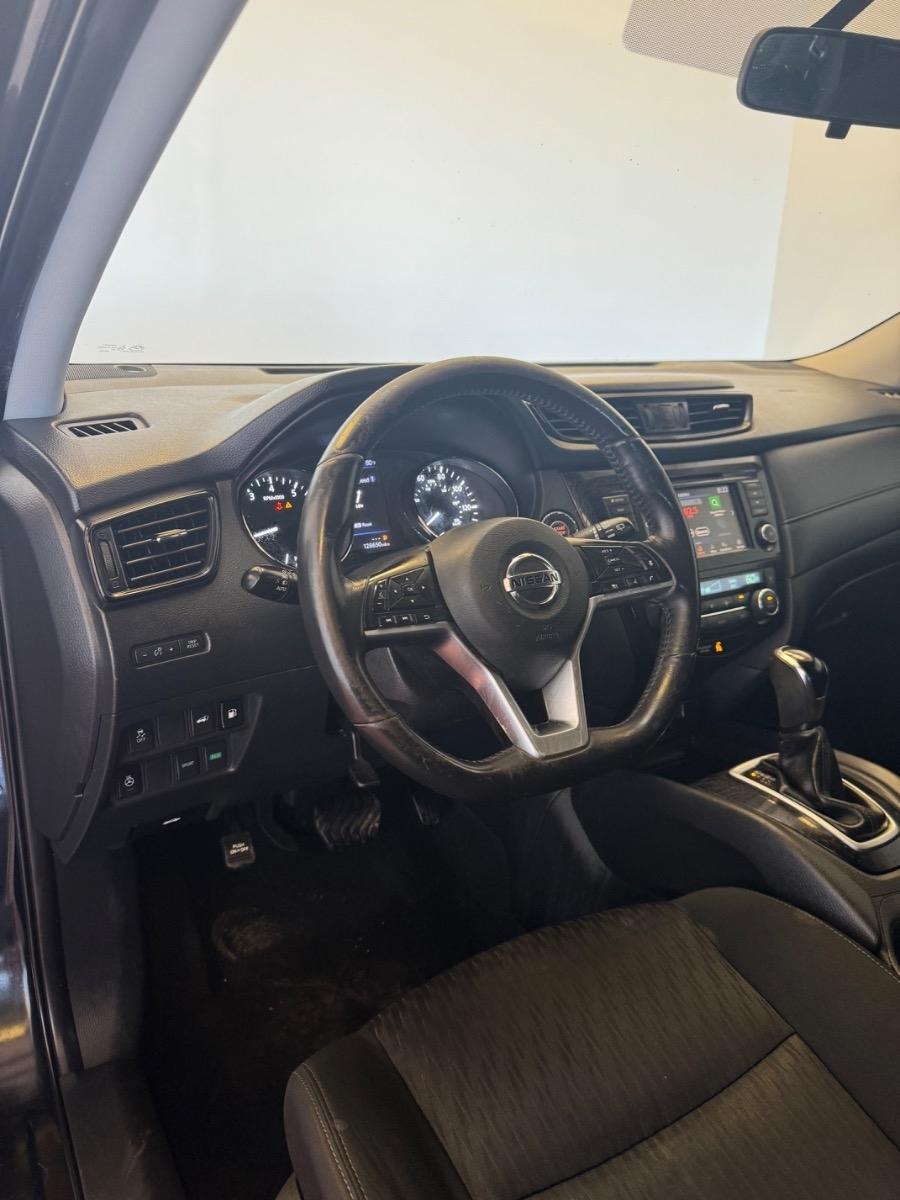 Nissan Rogue FWD SV 2018