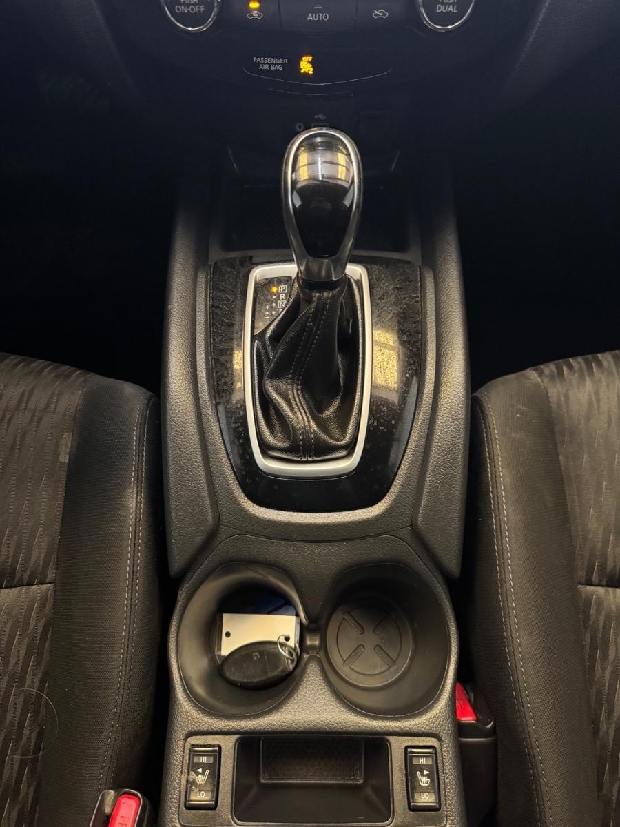 Nissan Rogue FWD SV 2018