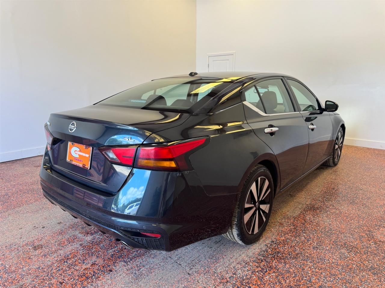 Nissan Altima 2.5 SL Sedan 2020