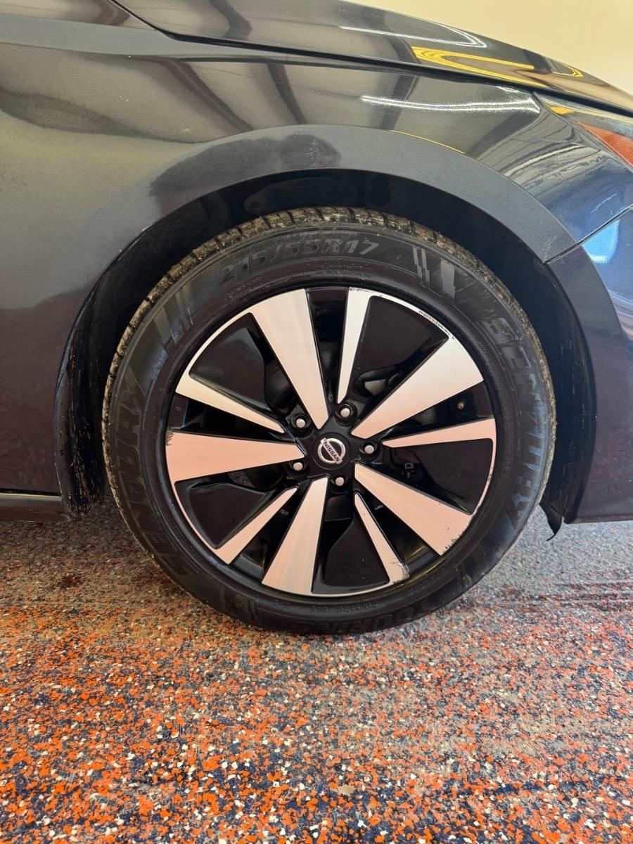 Nissan Altima 2.5 SL Sedan 2020