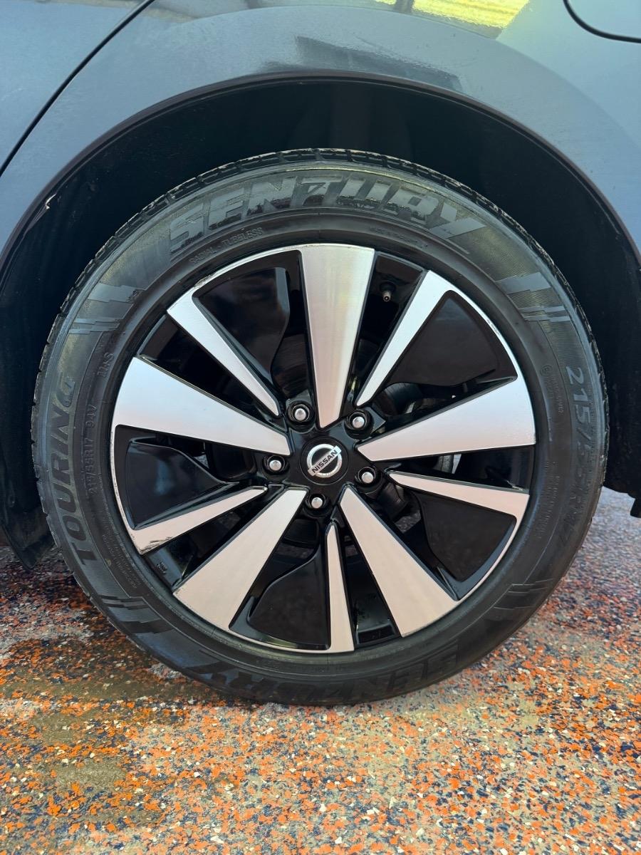 Nissan Altima 2.5 SL Sedan 2020