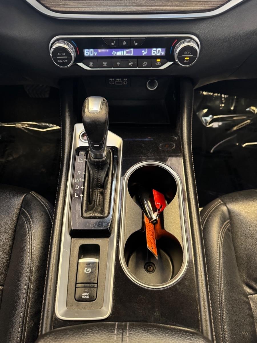 Nissan Altima 2.5 SL Sedan 2020