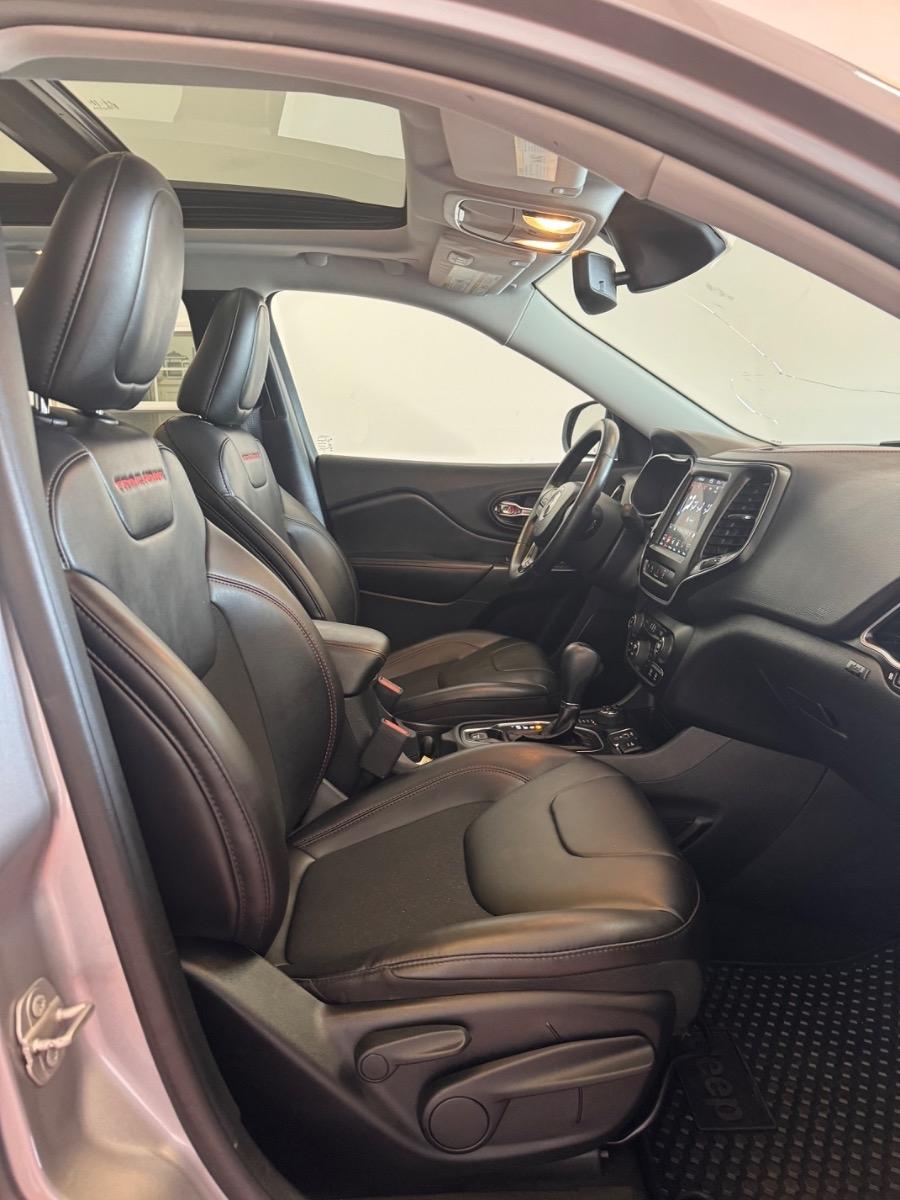 Jeep Cherokee Trailhawk 4x4 2021