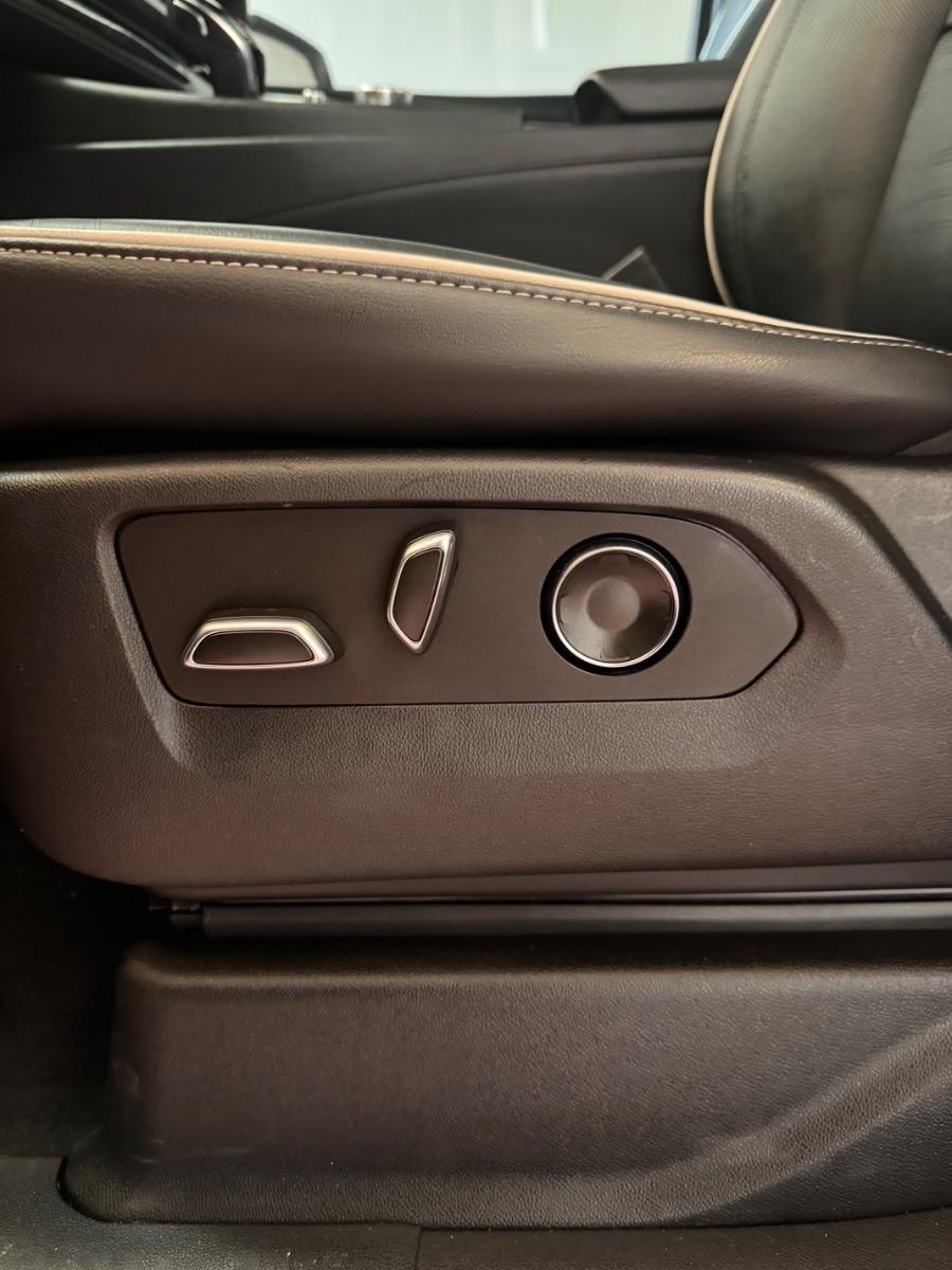 Cadillac Escalade ESV 4WD 4dr Sport 2021