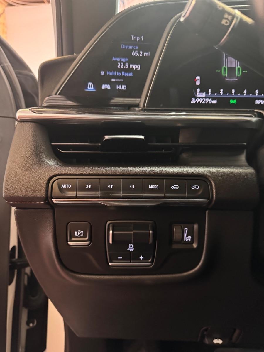 Cadillac Escalade ESV 4WD 4dr Sport 2021