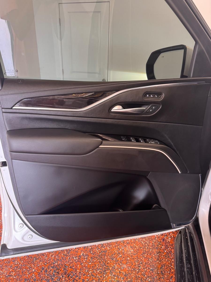 Cadillac Escalade ESV 4WD 4dr Sport 2021