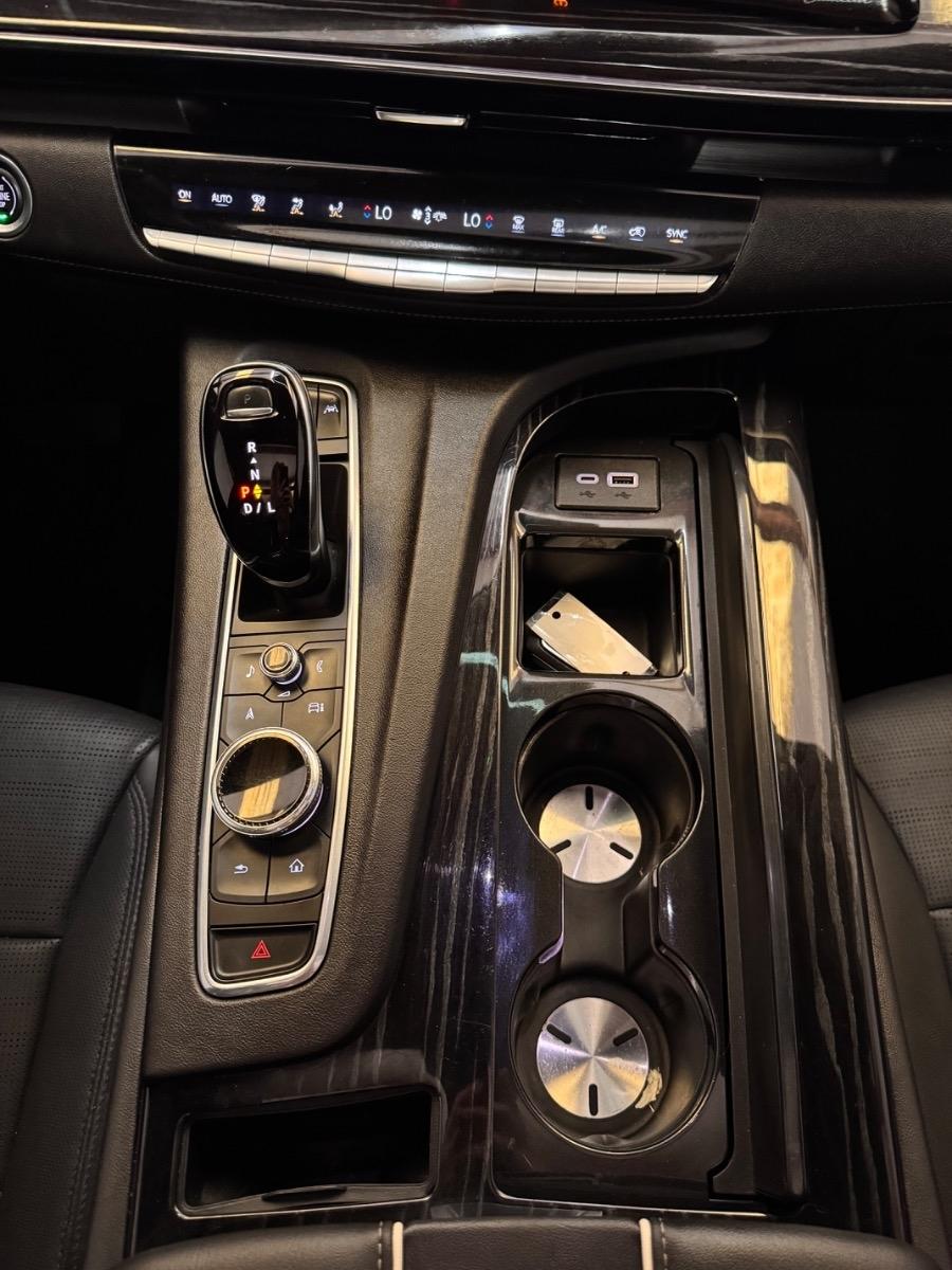 Cadillac Escalade ESV 4WD 4dr Sport 2021