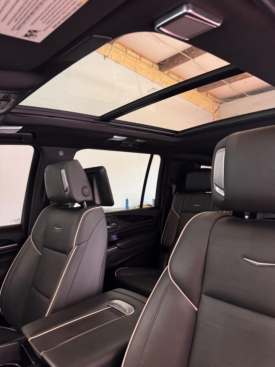 Cadillac Escalade ESV 4WD 4dr Sport 2021