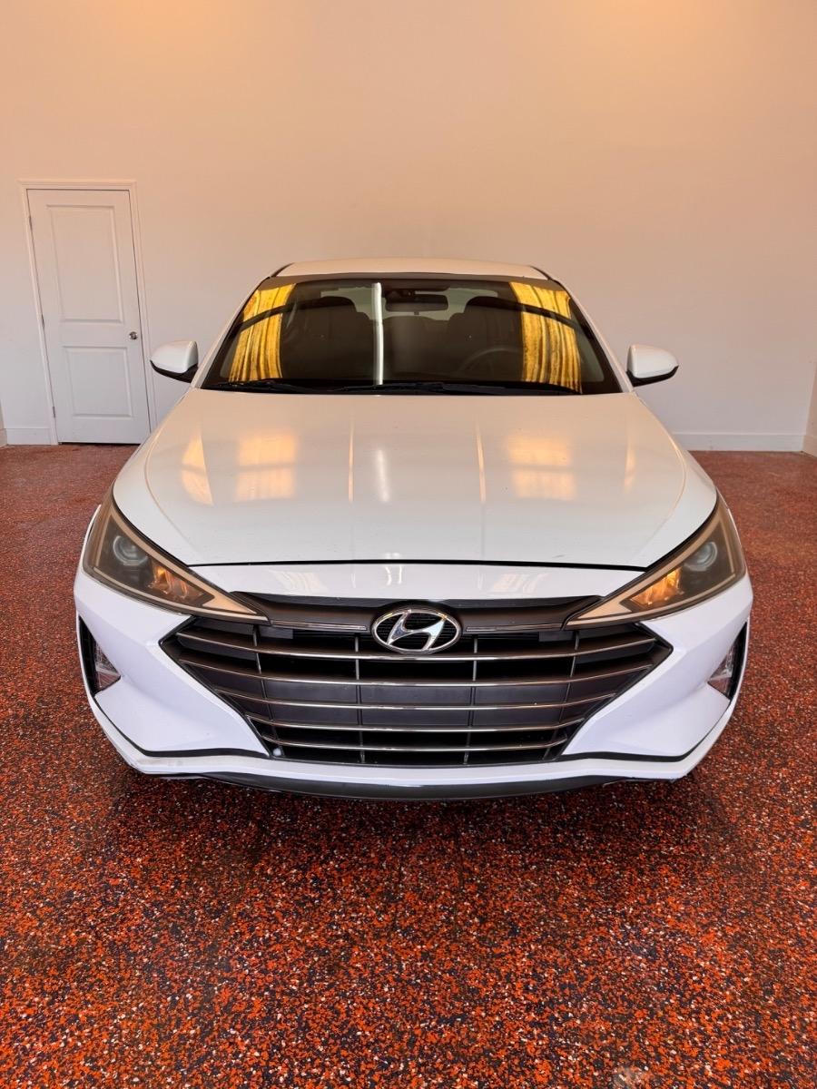 Hyundai Elantra SEL IVT 2020