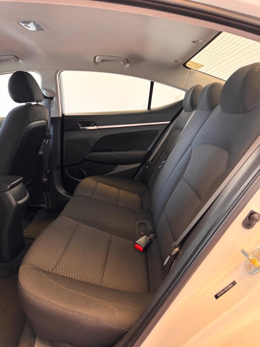 Hyundai Elantra SEL IVT 2020