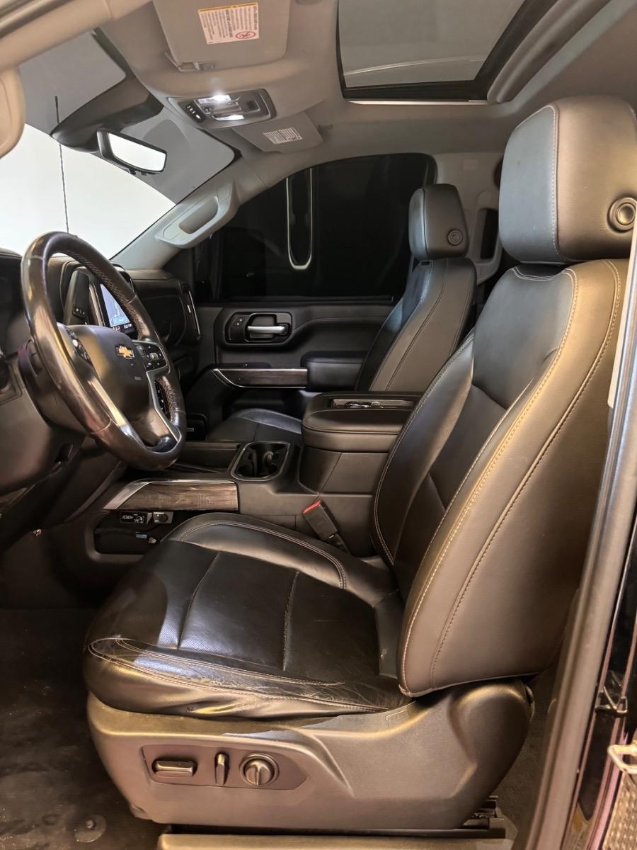 Chevrolet Silverado 3500HD 4WD Crew Cab 172" LTZ 2020