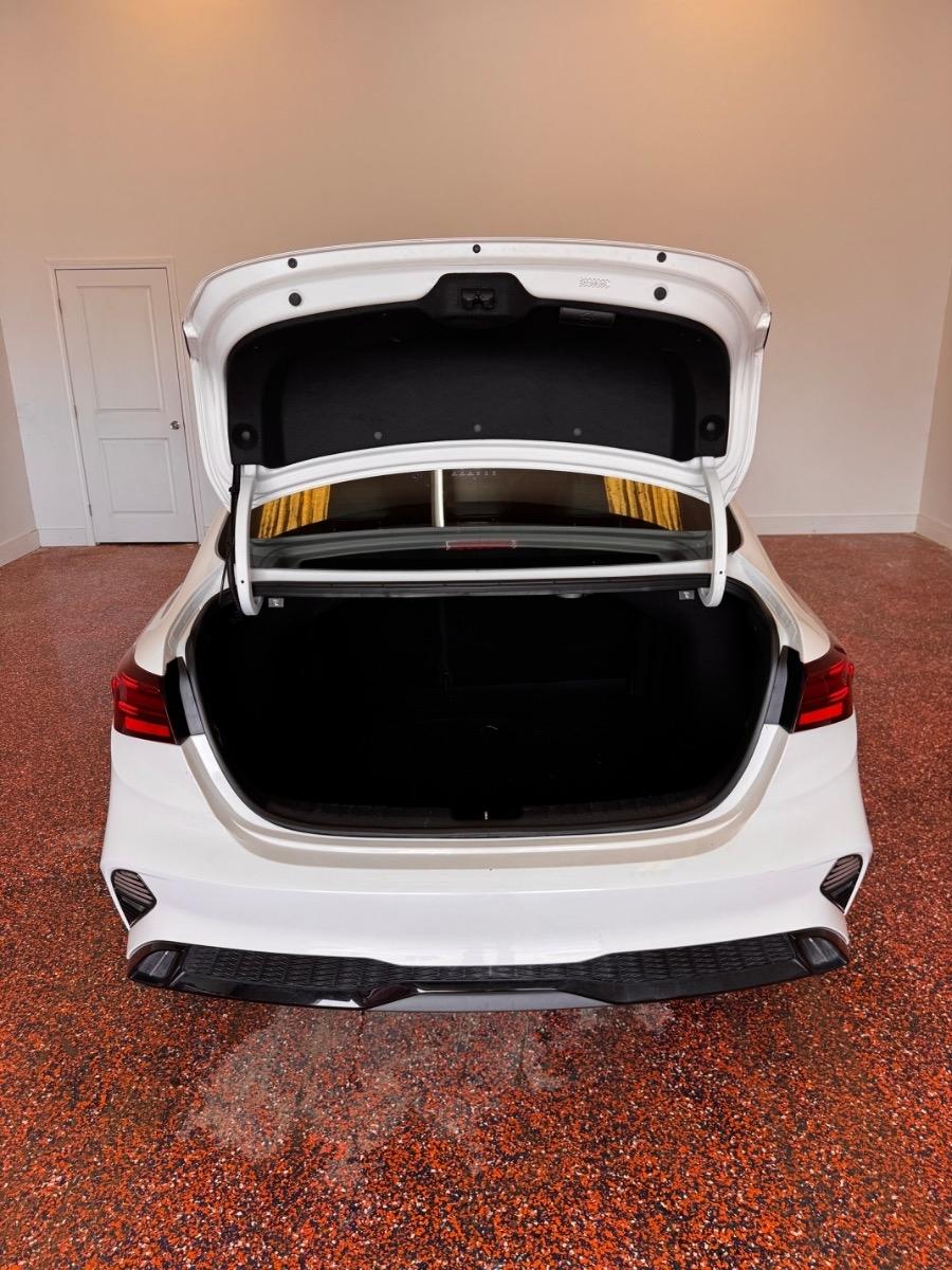 Kia Forte GT-Line IVT 2024