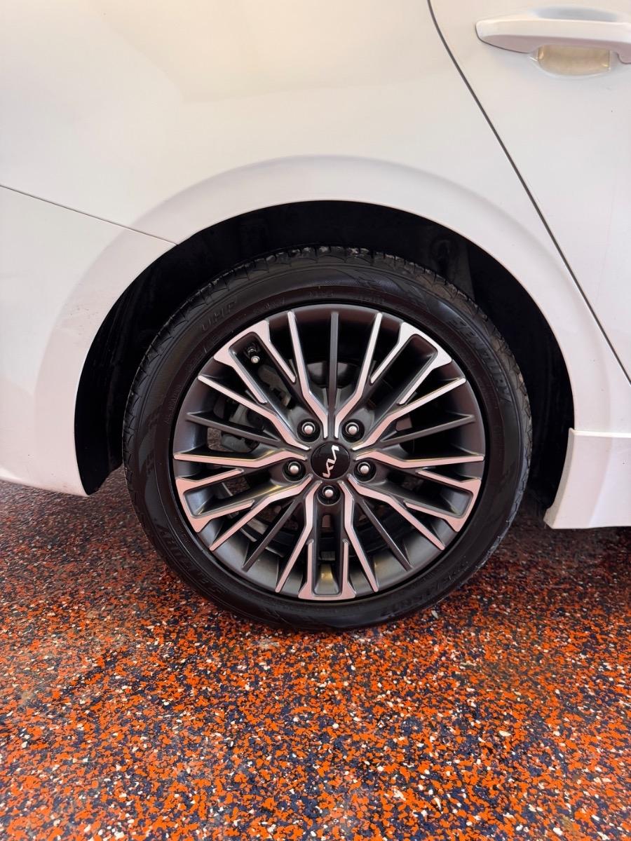 Kia Forte GT-Line IVT 2024