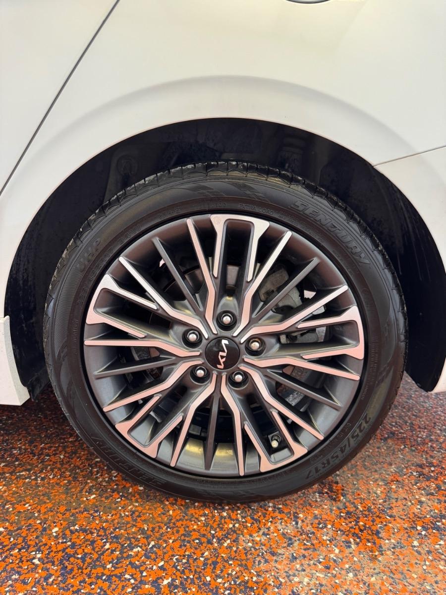 Kia Forte GT-Line IVT 2024