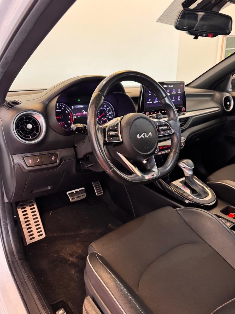 Kia Forte GT-Line IVT 2024