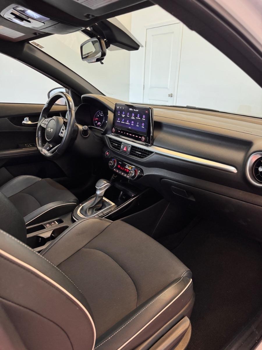 Kia Forte GT-Line IVT 2024