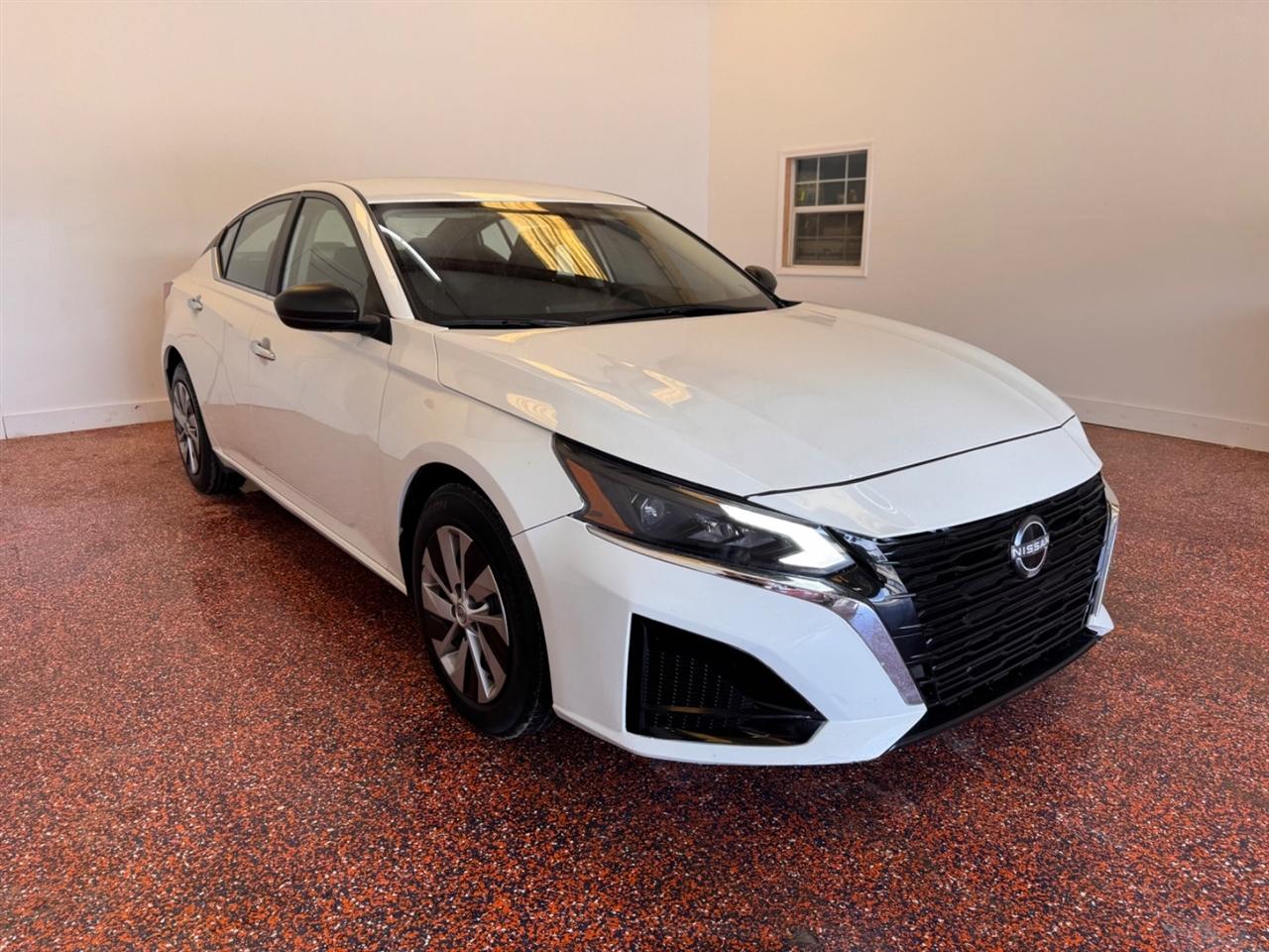Nissan Altima 2.5 S Sedan 2024