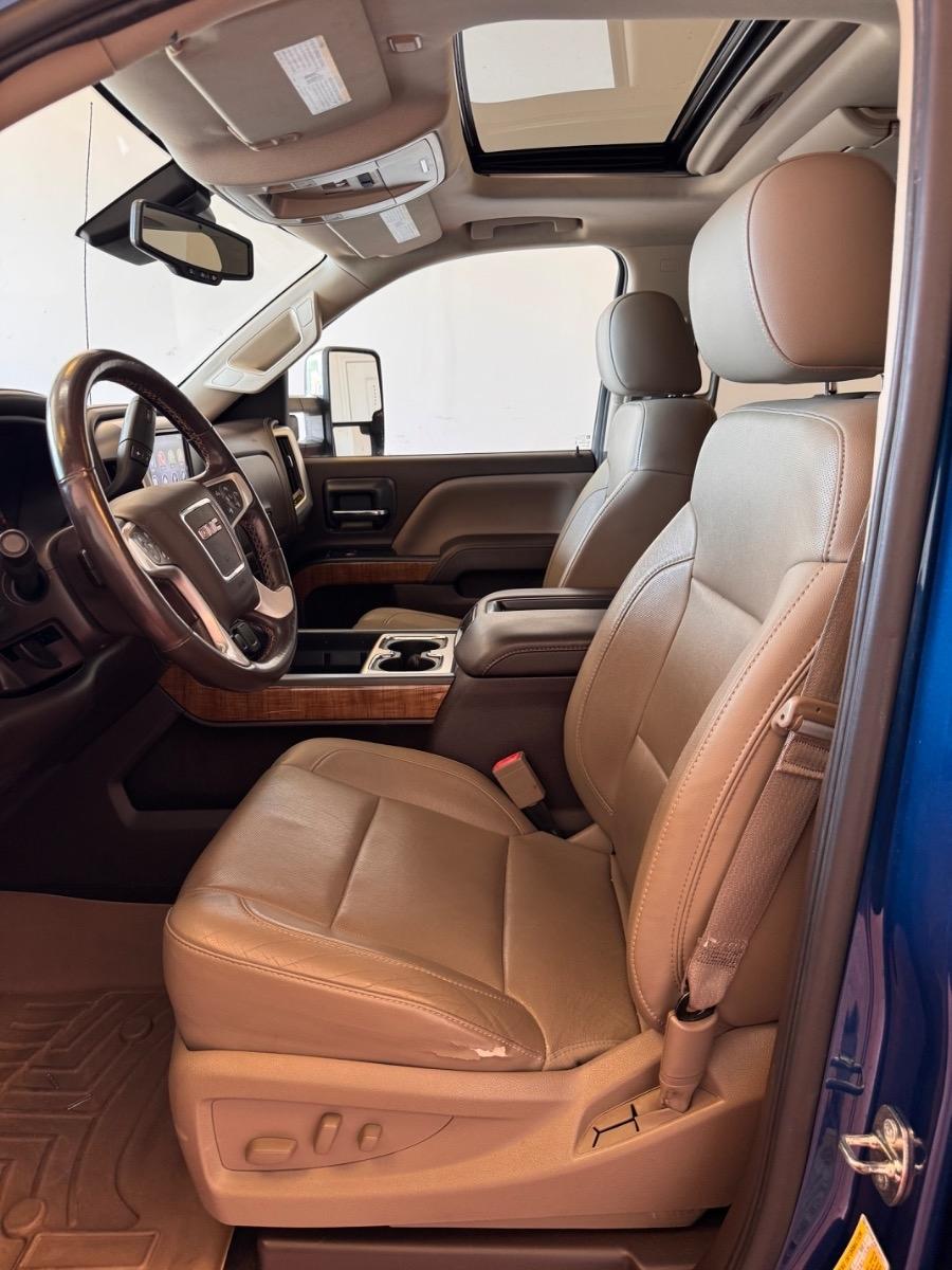 GMC Sierra 1500 4WD Crew Cab 153.0" SLT 2015