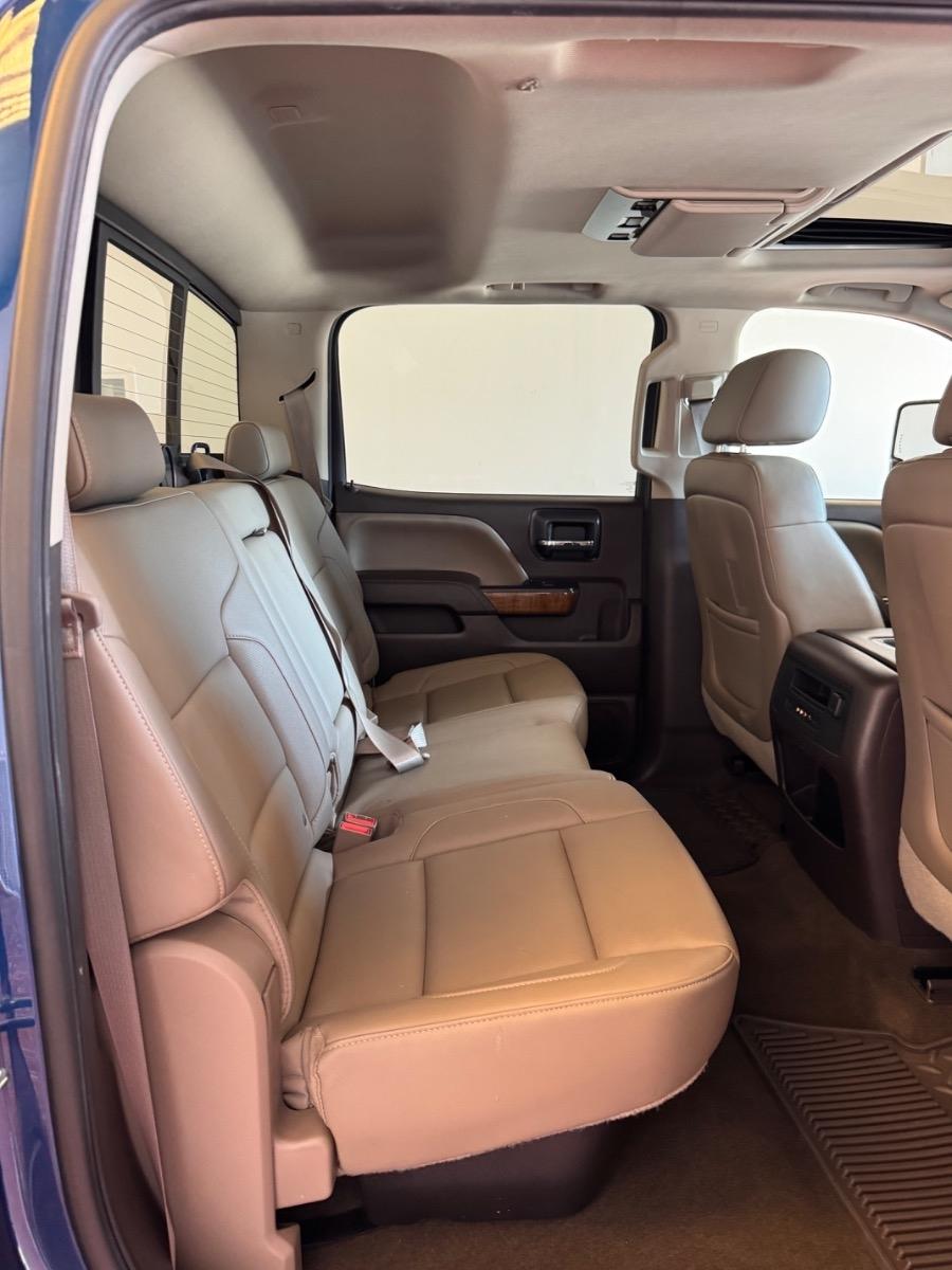 GMC Sierra 1500 4WD Crew Cab 153.0" SLT 2015