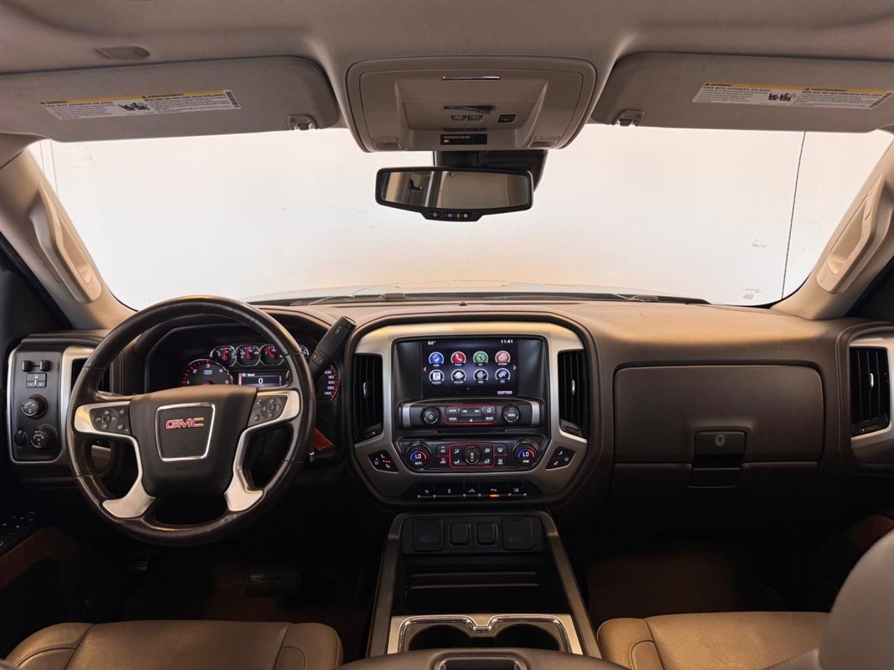 GMC Sierra 1500 4WD Crew Cab 153.0" SLT 2015