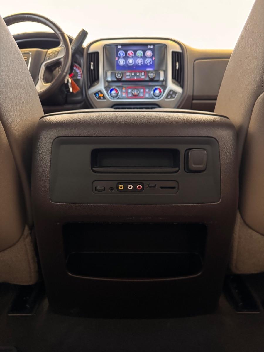GMC Sierra 1500 4WD Crew Cab 153.0" SLT 2015