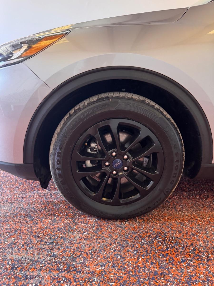 Ford Escape SE FWD 2022