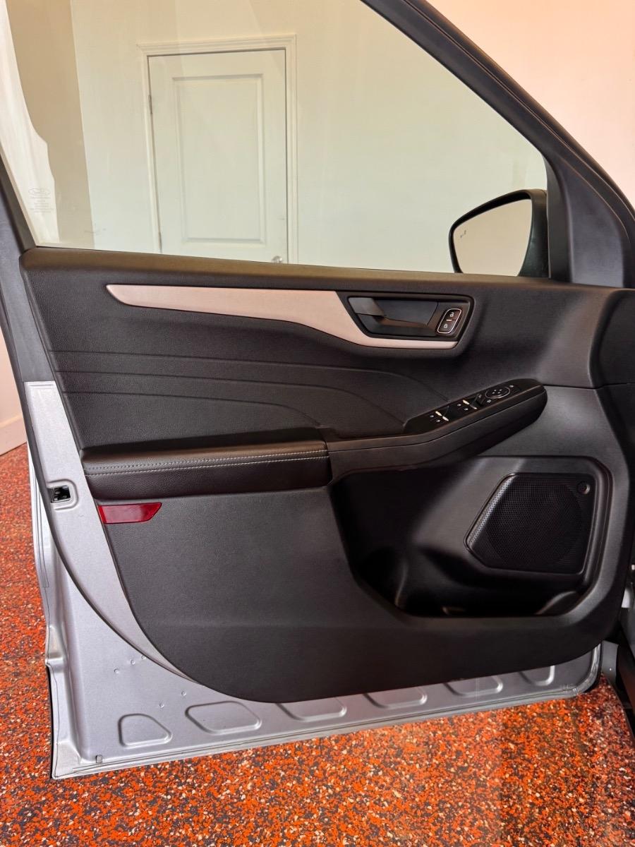Ford Escape SE FWD 2022