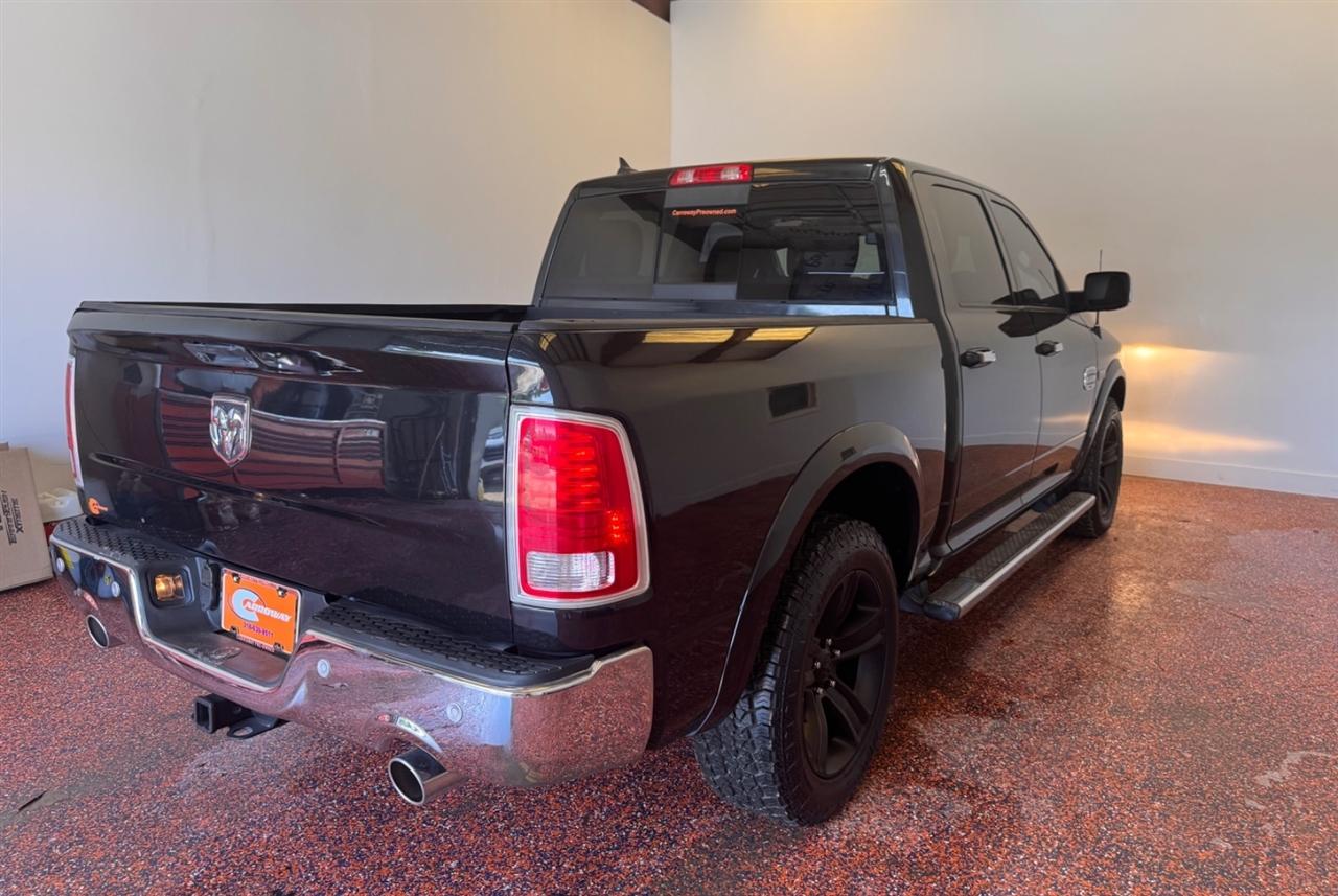 RAM 1500 4WD Crew Cab 140.5" Longhorn 2016