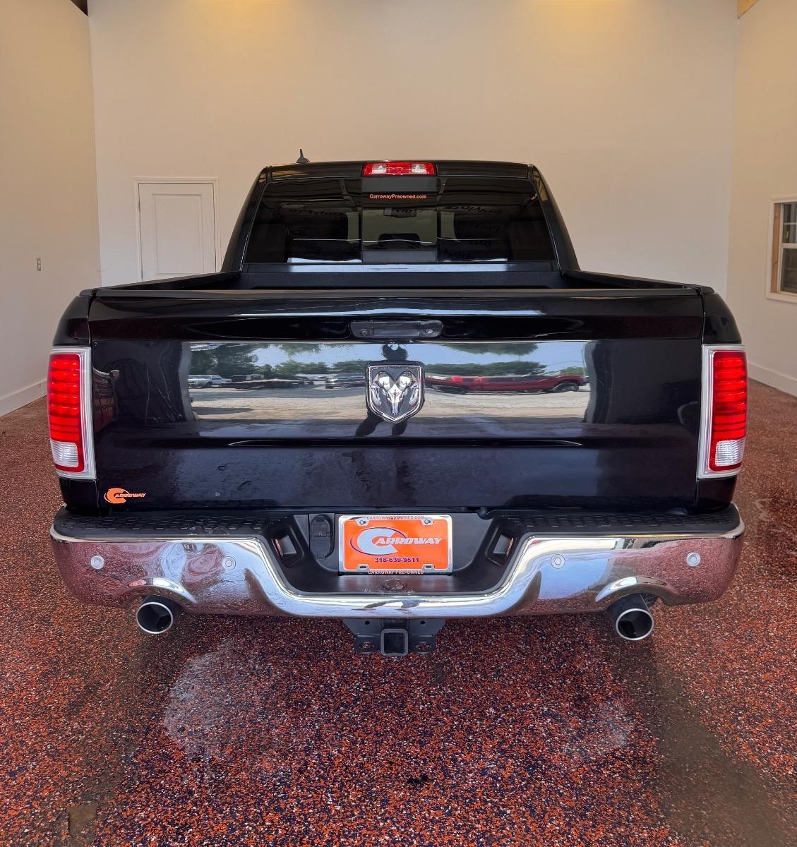 RAM 1500 4WD Crew Cab 140.5" Longhorn 2016