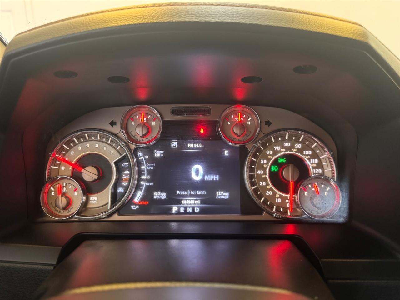 RAM 1500 4WD Crew Cab 140.5" Longhorn 2016