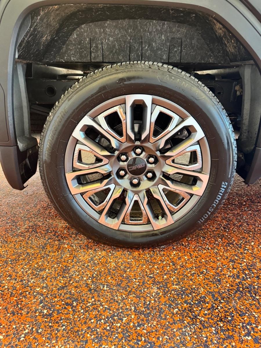 GMC Sierra 1500 4WD Crew Cab 147" Denali Ultimate 2024