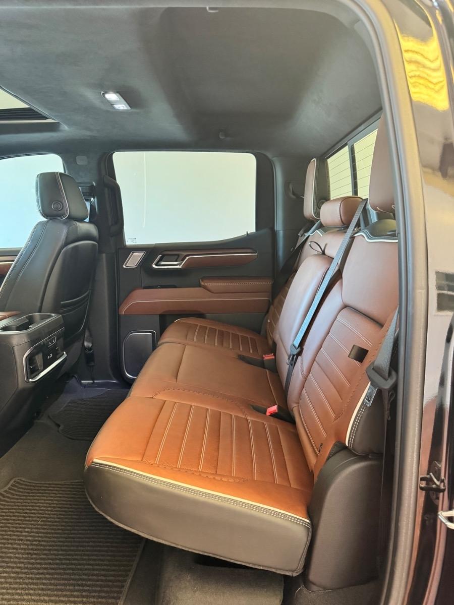 GMC Sierra 1500 4WD Crew Cab 147" Denali Ultimate 2024