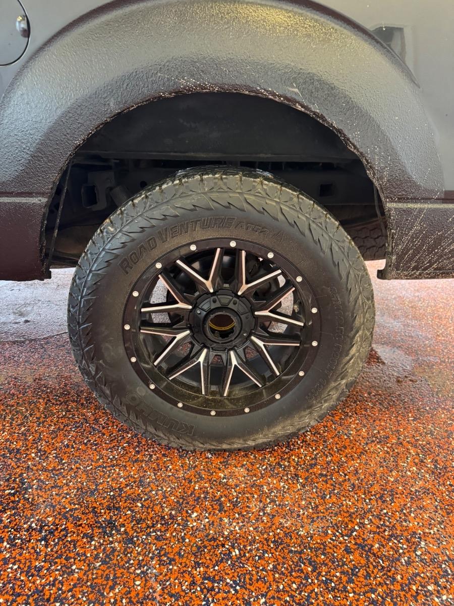 Ford F-150 4WD SuperCrew 145" XL 2014